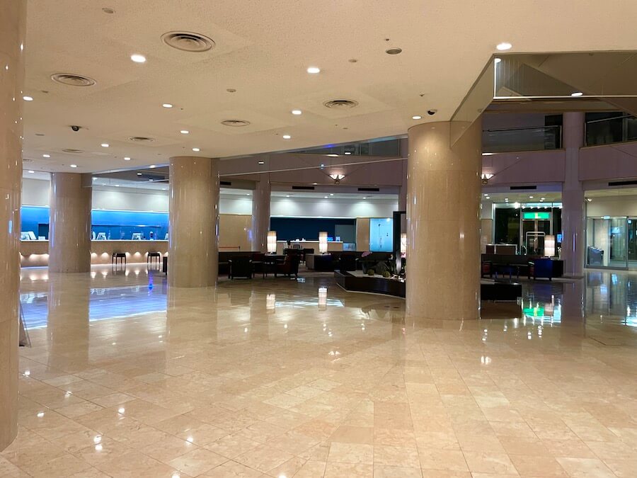 Ana Crowne Plaza Narita Spacious Lobby